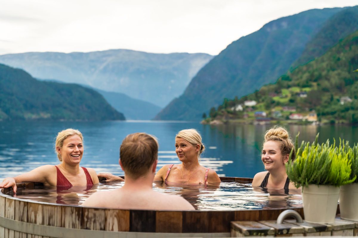 Up Norway launches first group travel offering, May 11-19, in collaboration with Norway House