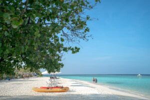 Beach Travel Guide for Exploring Tropical Destinations featured