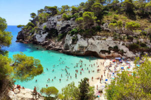 5 Mindblowing European Islands Actually Worth The Splurge